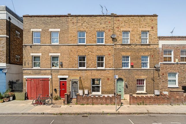 4 bed property, in Mina Road, £700,000
