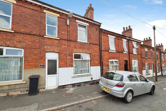 3 bed property, in Spa Street, £120,000