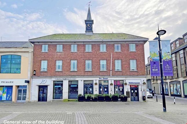 2 bed property, in Truro City Centre, £179,950