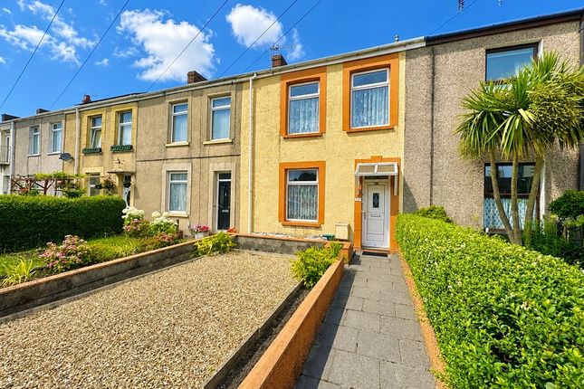 2 bed property, in Oystermouth Road, £149,995