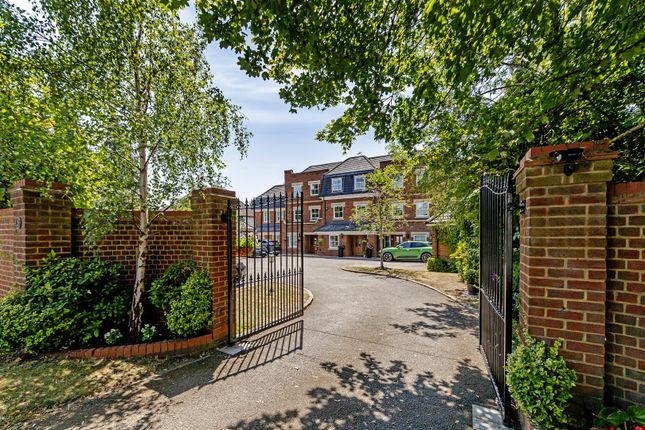 5 bed property, in London Road, £1,350,000