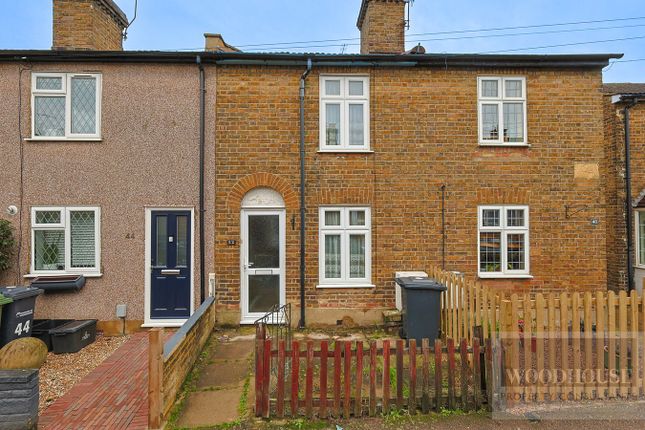 2 bed property, in Albury Grove Road, £300,000