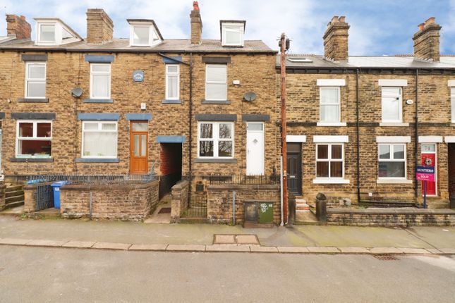 4 bed property, in Portsea Road, £260,000