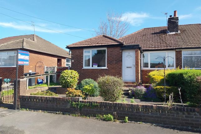 2 bed property, in Kelson Avenue, £235,000