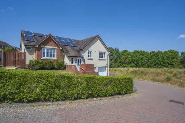 4 bed property, in Hyde Road, £475,000