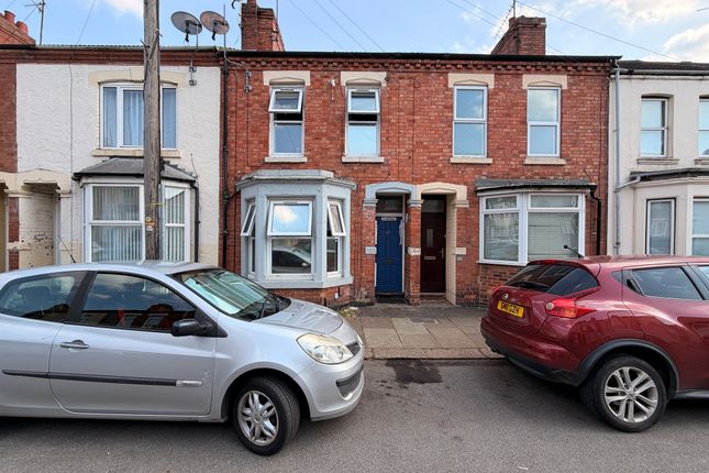 3 bed property, in Euston Road, £250,000