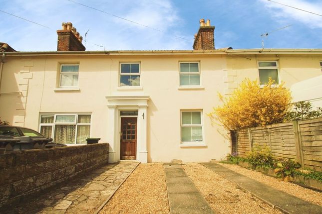4 bed property, in Victoria Road, £280,000