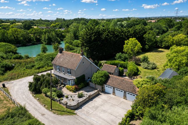 5 bed property, in Maple Drive, £1,250,000