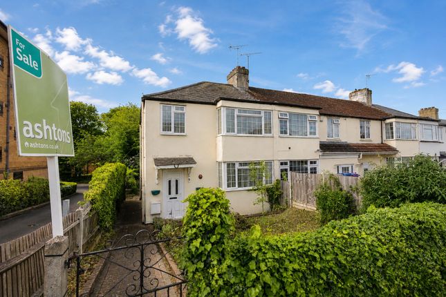 3 bed property, in Cadwell Lane, £375,000
