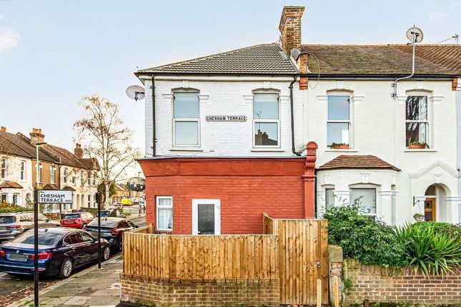 1 bed property, in Chesham Terrace, £325,000