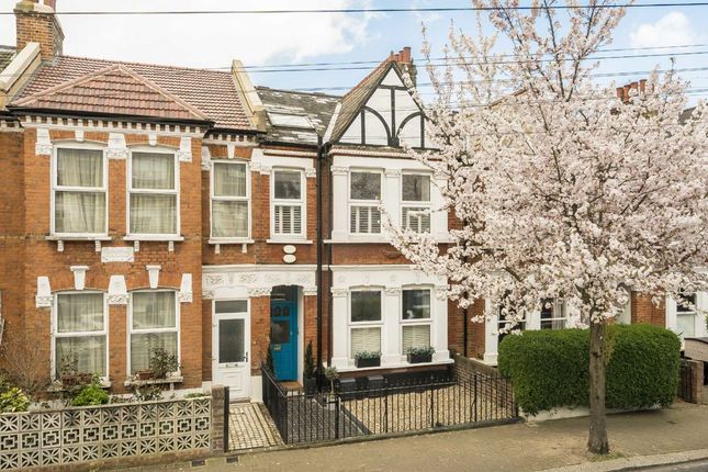 2 bed property, in Moring Road, £575,000