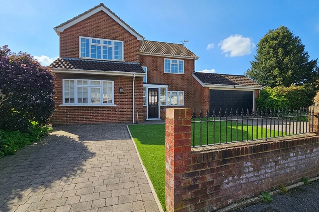 4 bed property, in James Hall Gardens, £500,000
