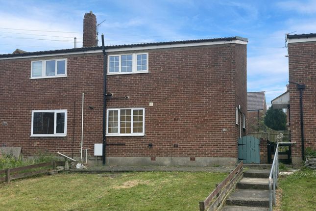 2 bed property, in Quarry Crescent, £115,000
