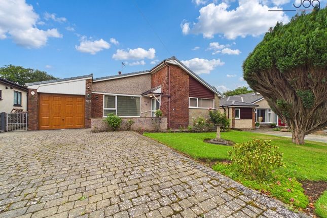 2 bed property, in Kempton Road, £325,000