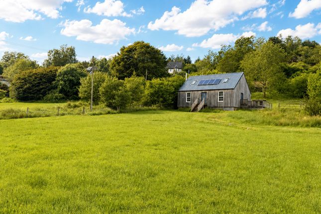 3 bed property, in Croft 17, £335,000