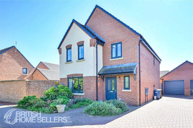 4 bed property, in Oriel View, £390,000