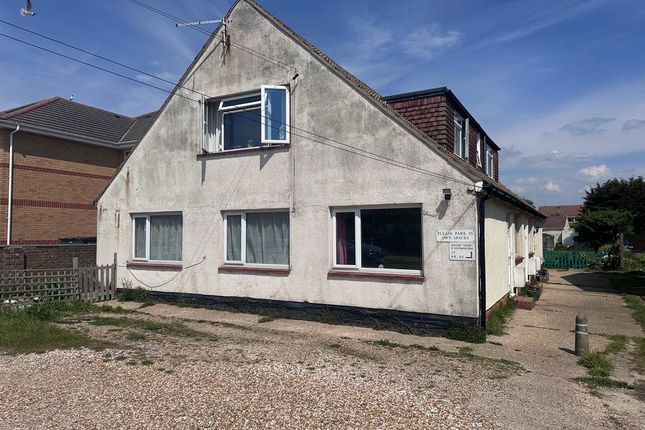 2 bed property, in 97 Southwood Road, £130,000