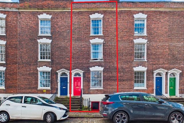 6 bed property, in Redcliffe Parade East, £550,000