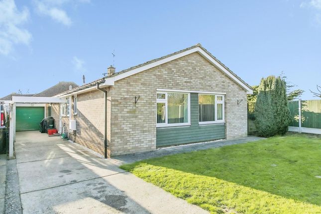 3 bed property, in Tunstall Close, £325,000