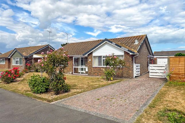 3 bed property, in Tasman Close, £625,000