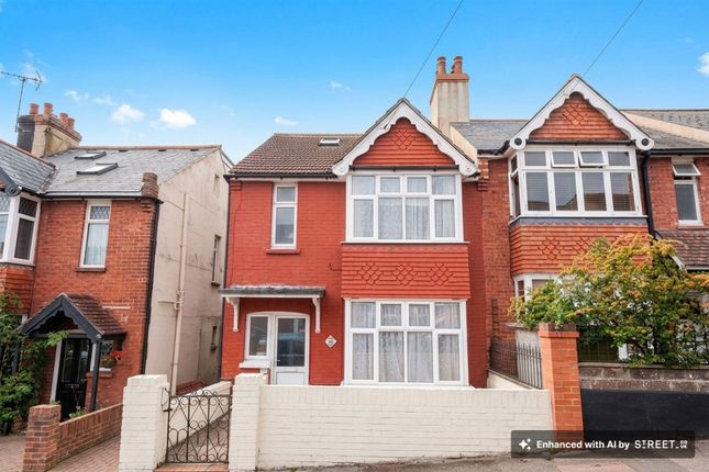 6 bed property, in Hollingdean Terrace, £550,000