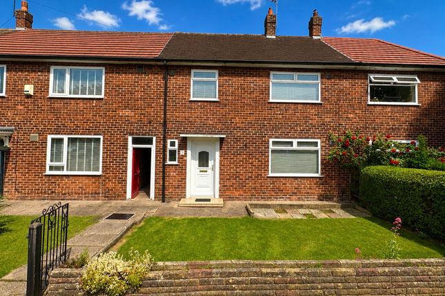 3 bed property, in Hatchett Road, £245,000