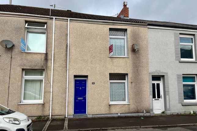 4 bed property, in 141 Western Street, £160,000