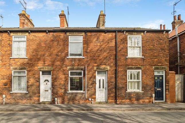 2 bed property, in Keldgate, £145,000
