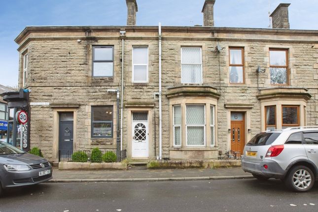 4 bed property, in Woodlea Road, £140,000