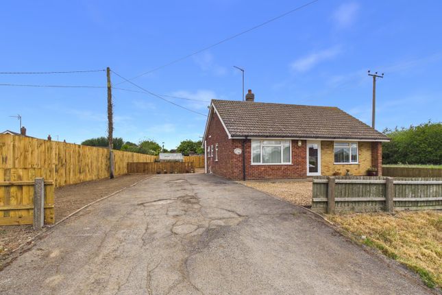 1 bed property, in Stone House Road, £200,000
