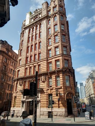 2 bed property, in Princess Street, £60,000