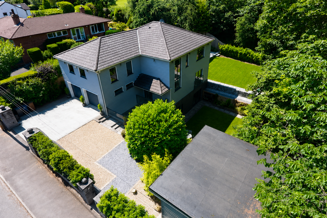 4 bed property, in Hill Road, £1,600,000