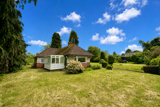 3 bed property, in Westbay, £450,000