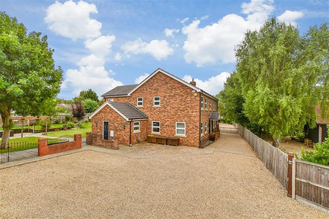4 bed property, in High Street, £1,100,000