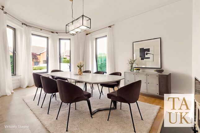 4 bed property, in The Old Vicarage, £1,100,000