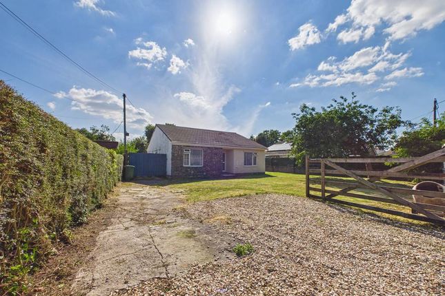 3 bed property, in New Passage Road, £450,000