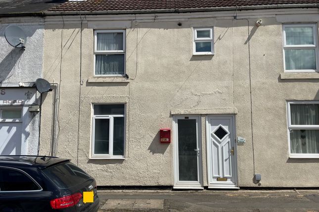 1 bed property, in 78B Moor Road, £80,000