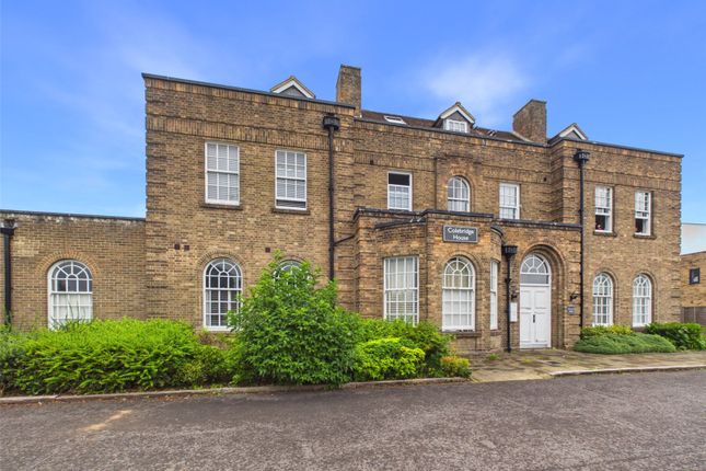 1 bed property, in Cheltenham Road, £150,000