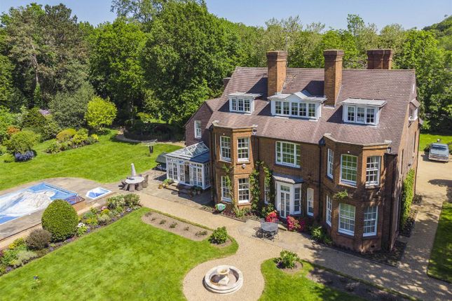 7 bed property, in Mount Park Rd, £3,750,000