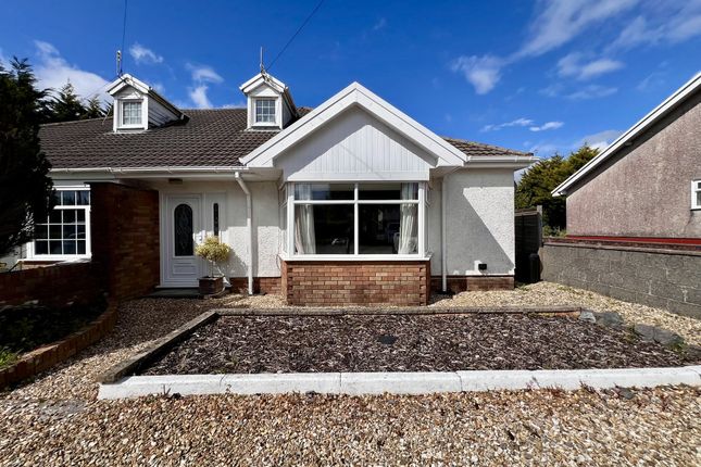 3 bed property, in Nantycaws, £225,000