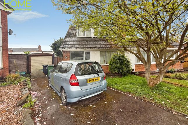 4 bed property, in Paterson Place, £250,000