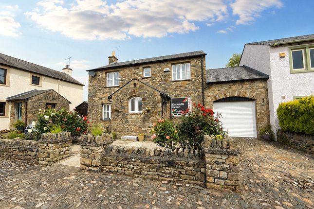 3 bed property, in Gars End, £420,000