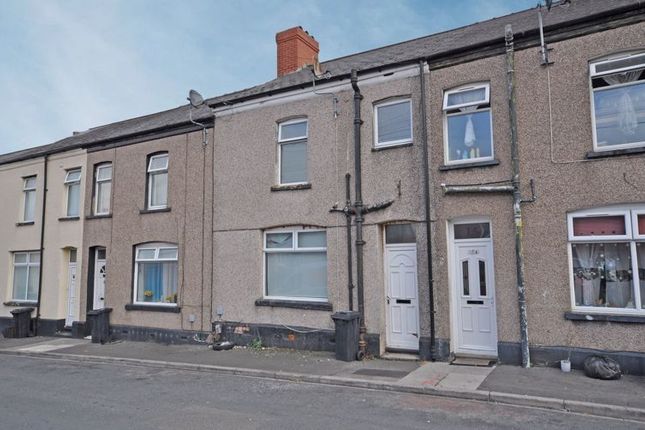 3 bed property, in Spacious Terrace, £125,000
