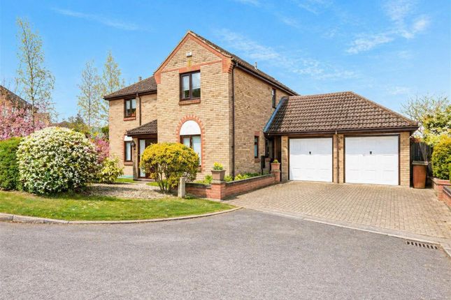 4 bed property, in Old Costessey NR8, £560,000