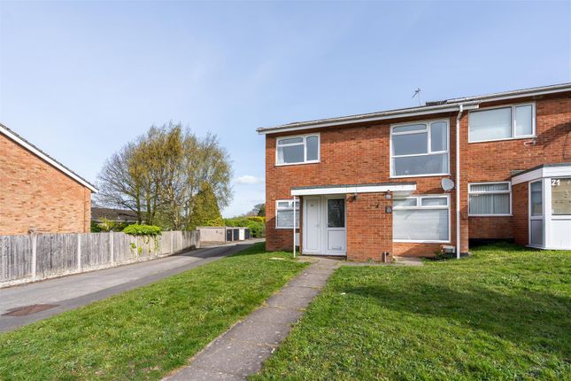 2 bed property, in Greenland Rise, £160,000