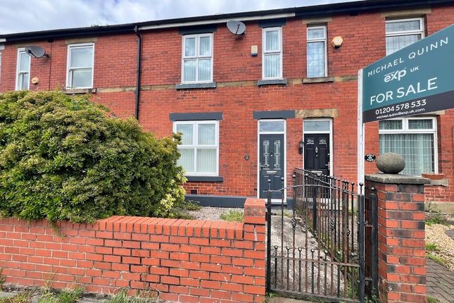 3 bed property, in Ringley Road West, £245,000