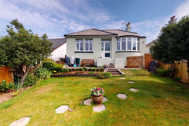 3 bed property, in Trevanion Road, £299,950