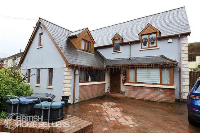 5 bed property, in Reservoir Road, £340,000