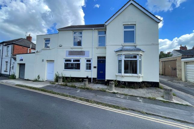 Studio, in Radnor Street, £300,000
