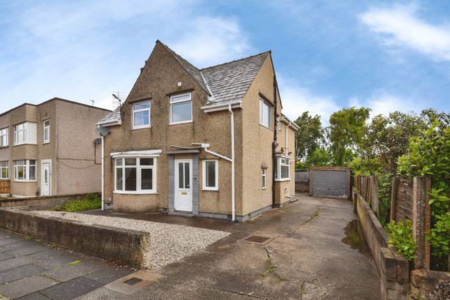 3 bed property, in Sandringham Road, £250,000